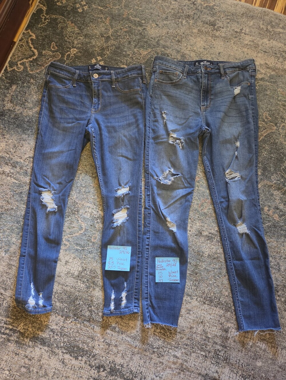 Hollister Distressed Dark Blue Women’s Skinny Jeans Size 9S